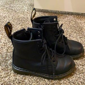 Doc Martin Kids boot